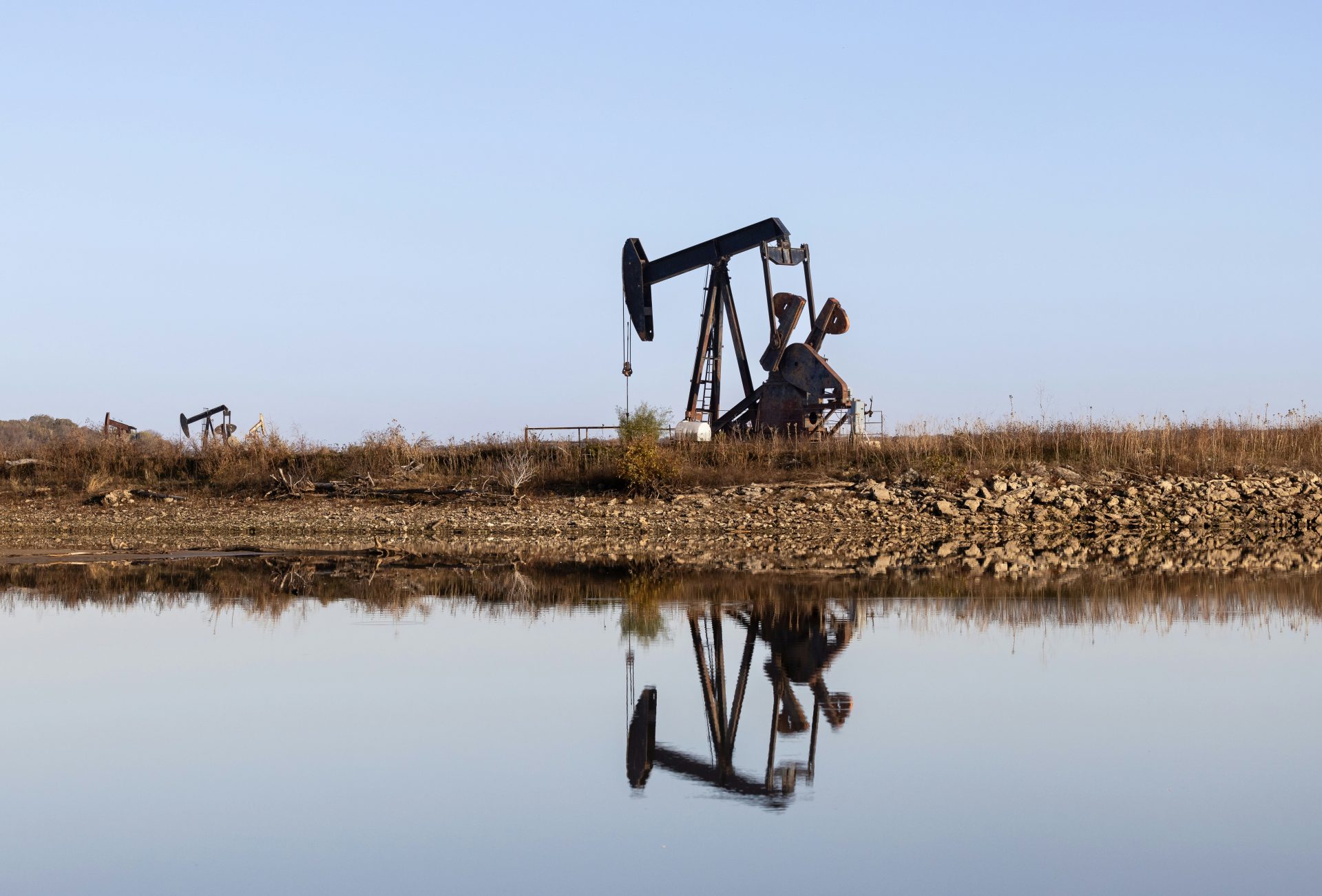 Centrifuge Applications in Oilfield Microbiology: What You Need to Know